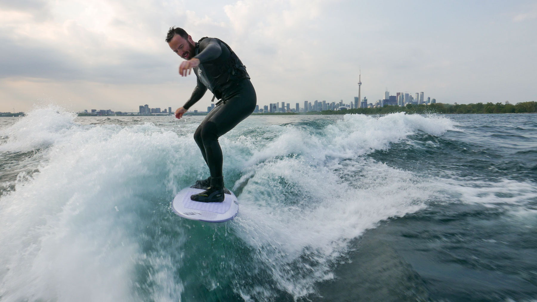 Wakesurfers